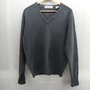 John Ashford 100% Lambs' Wool V-Neck Sweater Men's Large Gray Needs Repair